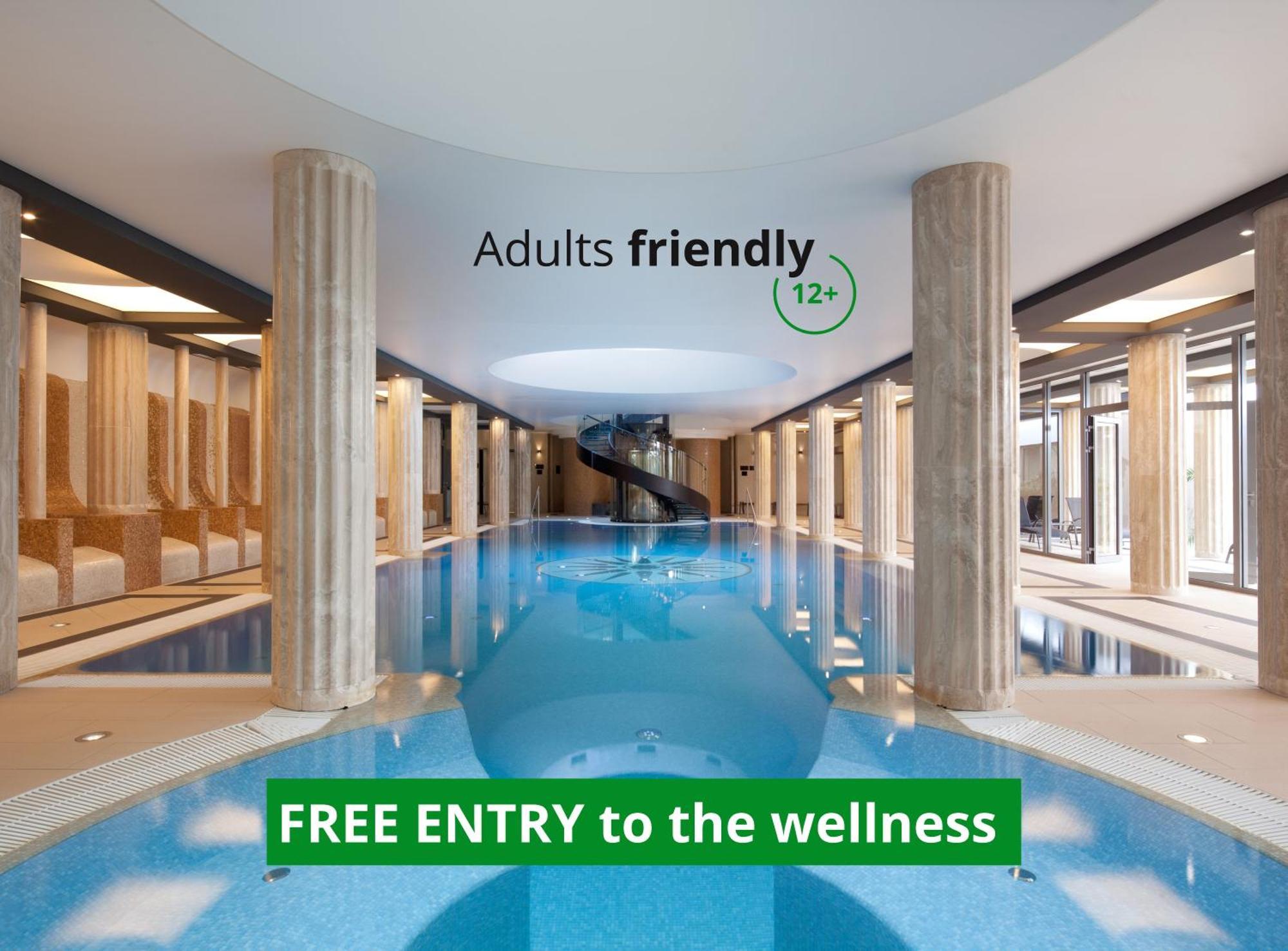Alexandria Spa & Wellness Hotel Luhačovice エクステリア 写真